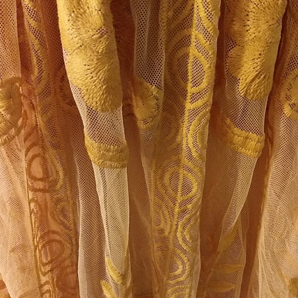 Dress - Picture 5 of 7
